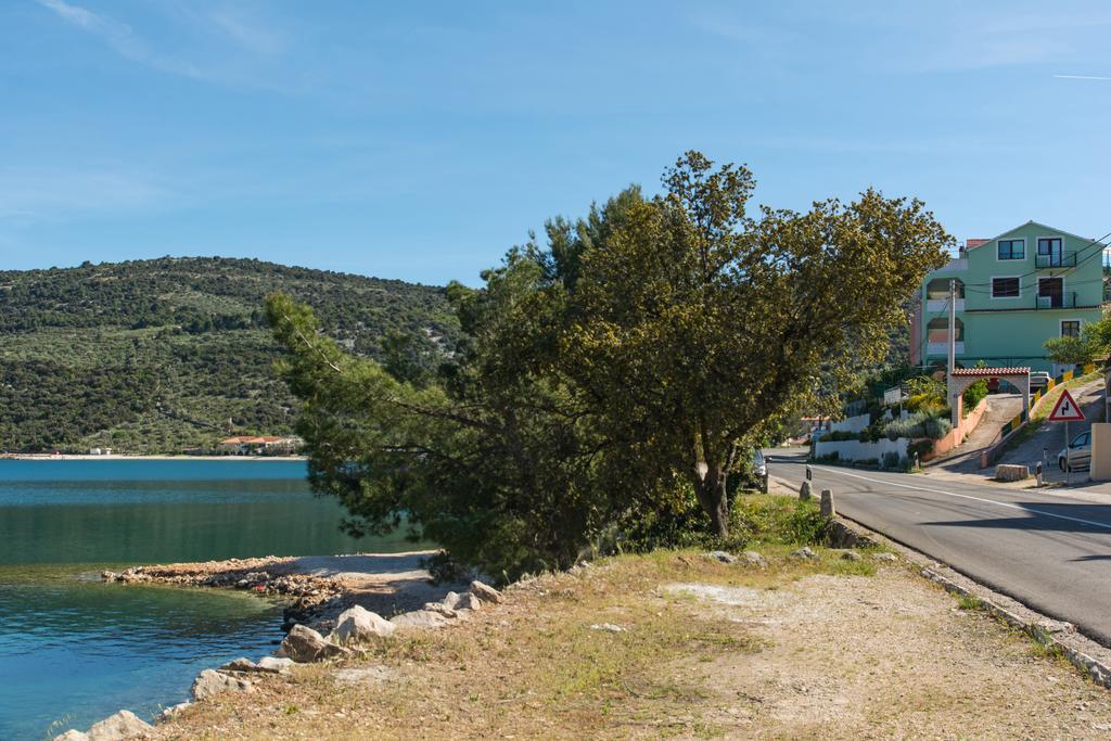 Apartment Stojan A1 Marina Exteriér fotografie