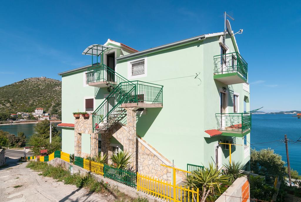 Apartment Stojan A1 Marina Exteriér fotografie
